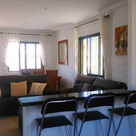 6 Bedroom Luxury With Private Pool Algorfa