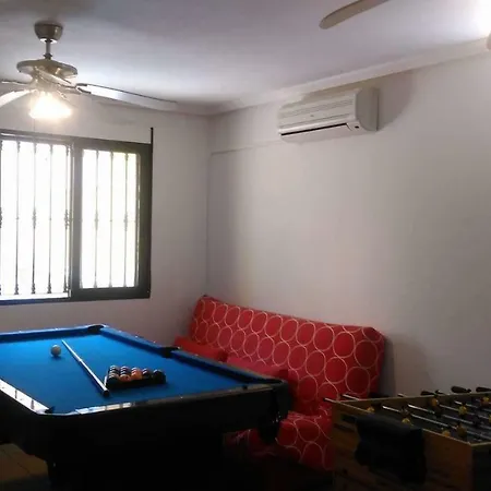 6 Bedroom Luxury With Private Pool Βίλα Algorfa